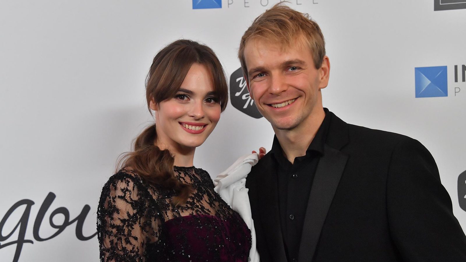 Ангелина Стречина о браке с Ильёй Малаковым  Ангелина Стречина о браке с Ильёй Малаковым