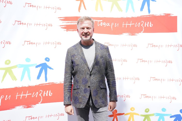 Дима Билан, Алсу, Елка и другие участники концерта для подопечных фонда 