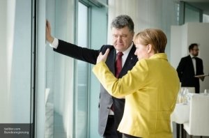 Порошенко едет на поклон к Меркель - будет просить о введении миротворцев ООН в Донбасс