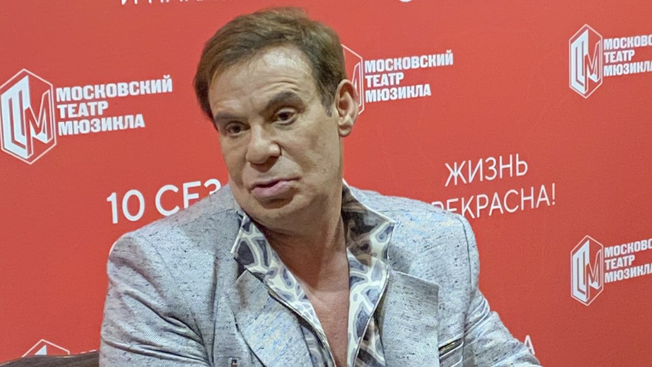 Уехавший из России Ефим Шифрин извинился перед поклонниками