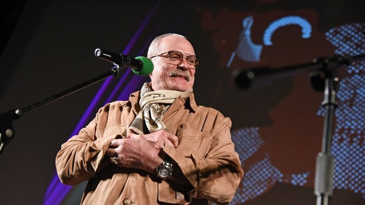 "Вот оно всё и вылезло". Никита Михалков ударил по элите