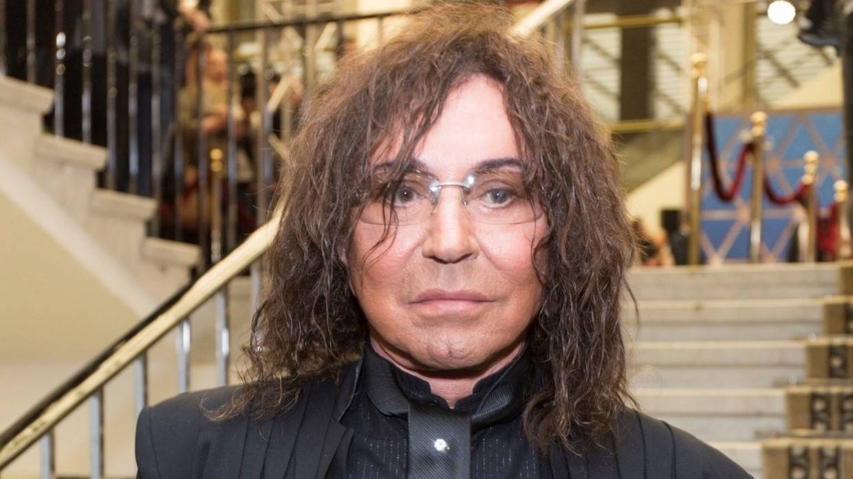 Перенесший тяжелую операцию Леонтьев показал спортивную фигуру