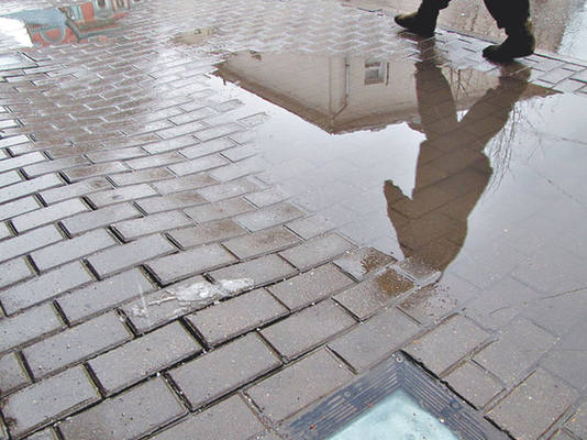 В Москве появилась плавающая плитка