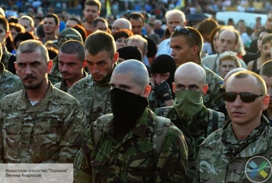 Криминальная Украина: страной завладели нацгруппировки бывших участников АТО в Донбассе