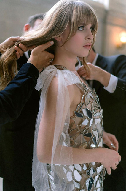 Платья от Джона Гальяно, звезды среди гостей и собачка с кольцами: как прошла свадьба наследницы миллиардера Айви Гетти Звездные пары