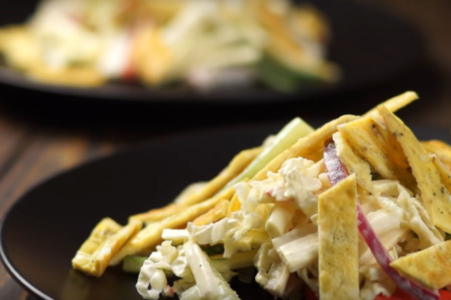 7 необычных салатов с крабовыми палочками своими руками,сделай сам