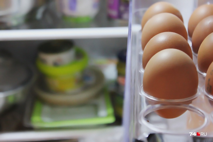 В холодильнике не хранить? А мыть надо? 10 главных вопросов о яйцах