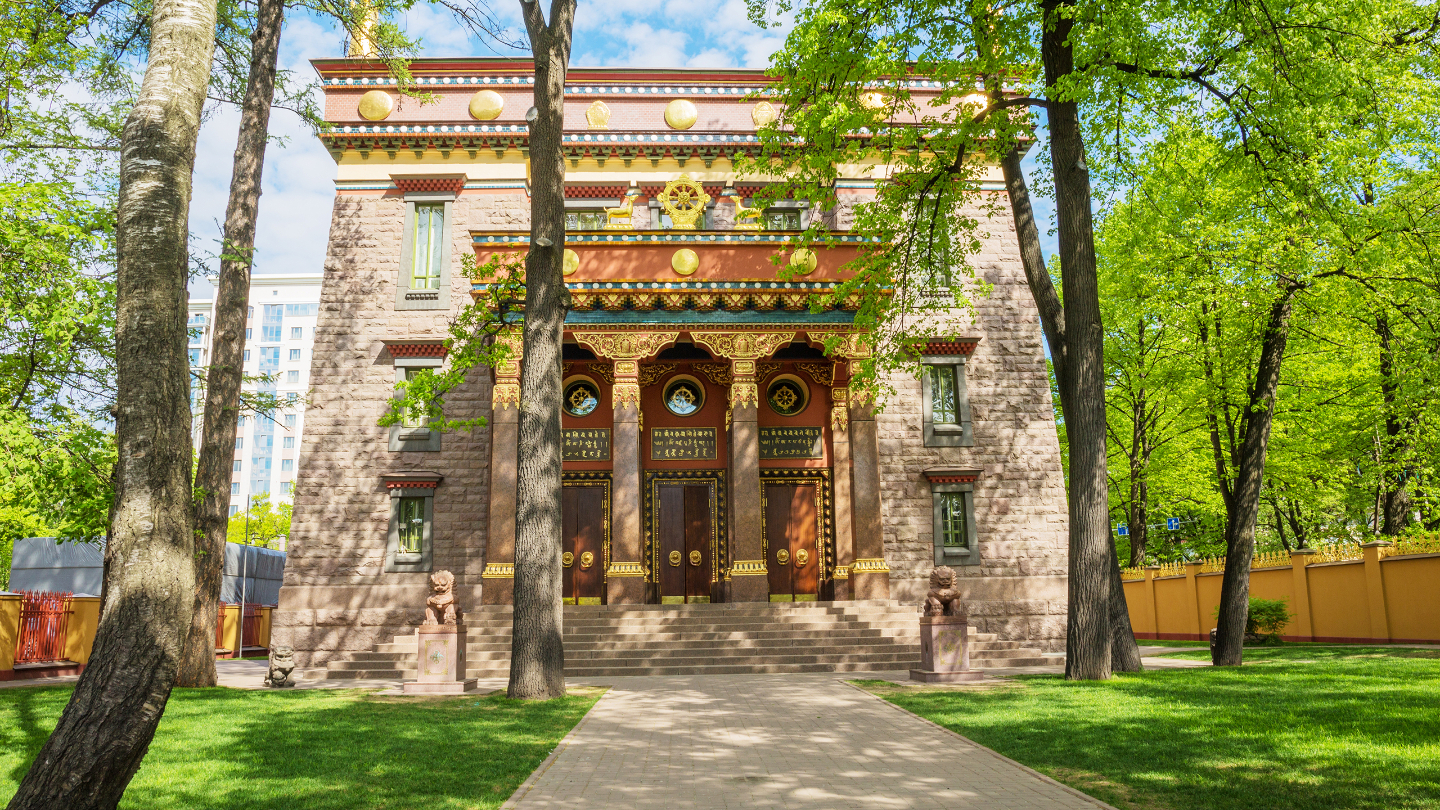 Топ-10 необычных достопримечательностей Санкт-Петербурга можно, работы, находится, здесь, церковь, пространство, проводят, экскурсию, Святой, «Севкабель, скалодром, «Дацан, внутри, экскурсии, нужно, сайте, Битлз, этого, увидеть, Джона