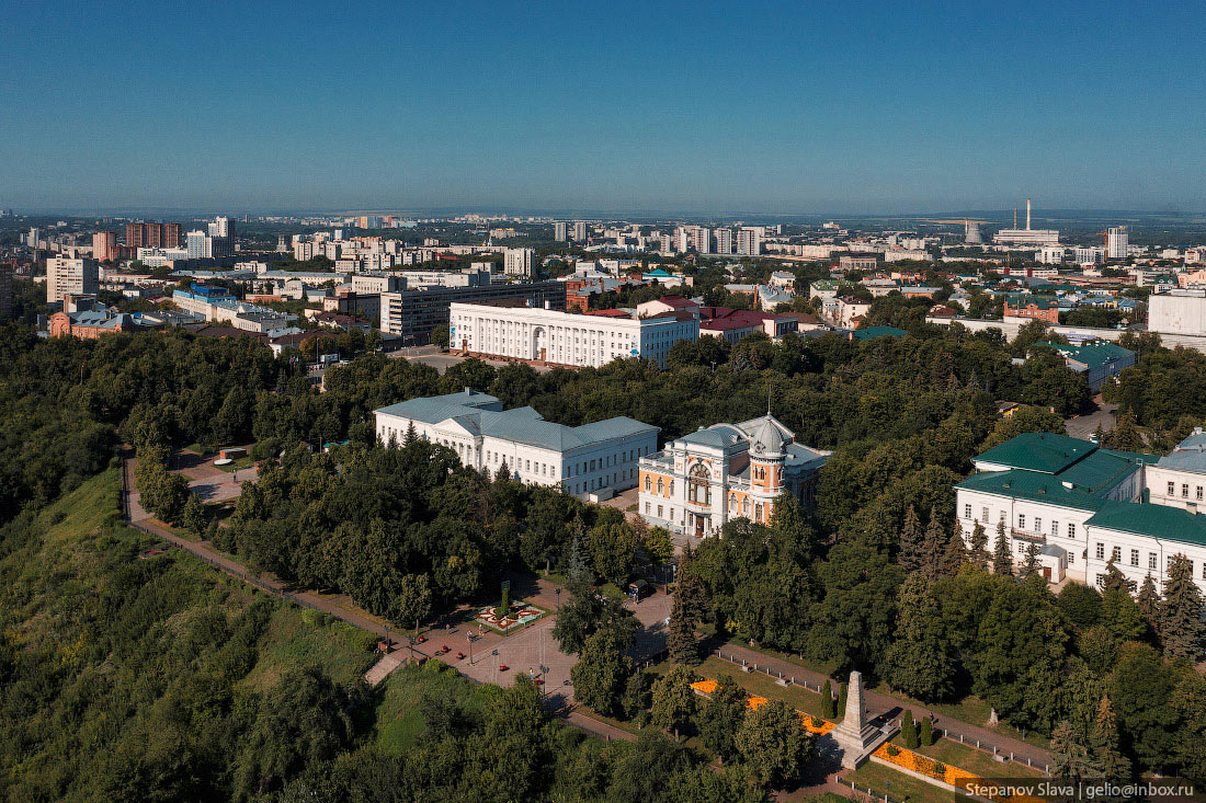 Ульяновск находится. Ульяновск с высоты. Город с высоты. Ульяновск фото. Набережная с высоты Ульяновск.