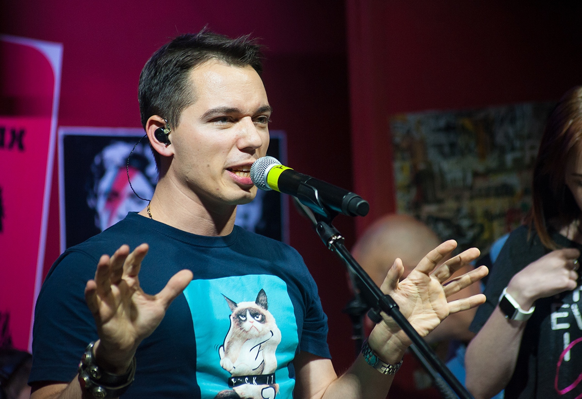 Сын Газманова дал совет оскандалившейся дочери Алсу