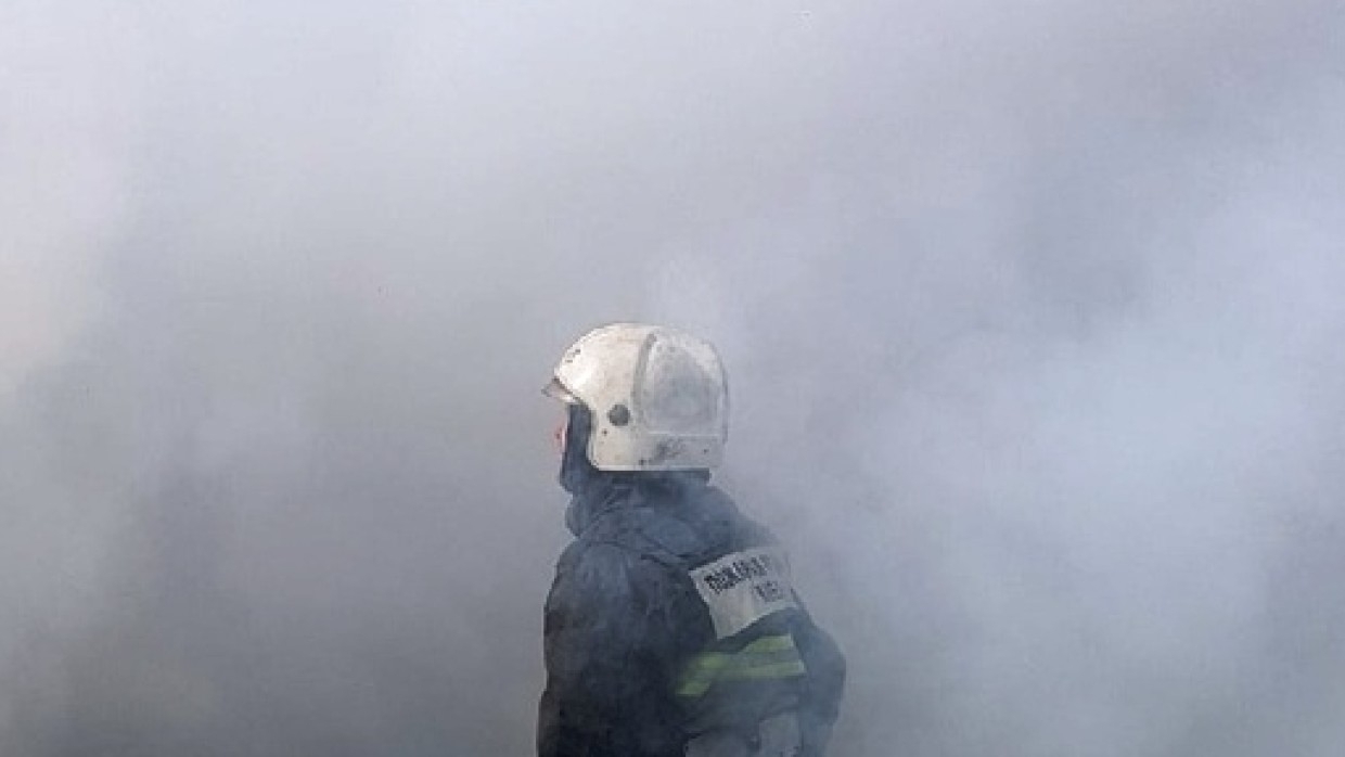 Пожар уничтожил комнату и коридор в петербургской квартире