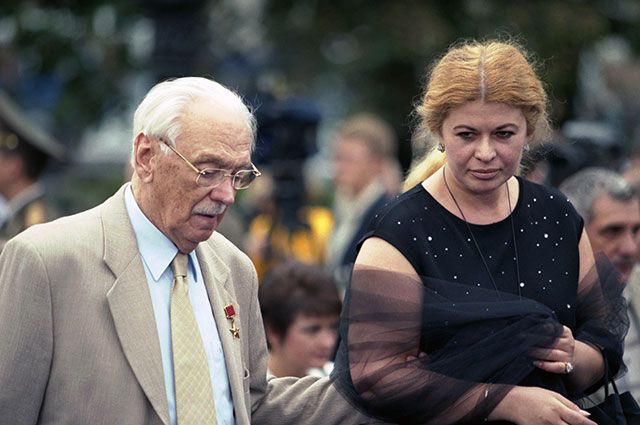 Сергей Михалков c супругой на ММКФ-1999.