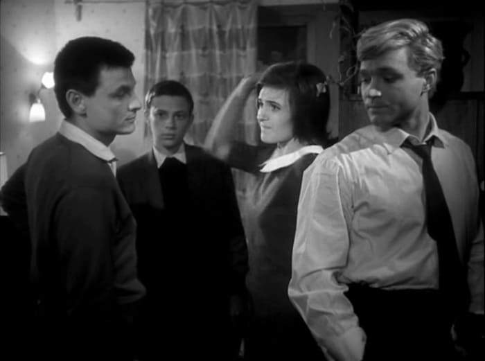 За кадром фильма «Мне 20 лет»: За что «зарезали» фильм, ставший визитной карточкой молодежи 1960-х За кадром фильма «Мне 20 лет»: За что «зарезали» фильм, ставший визитной карточкой молодежи 1960-х звезда,«Мне 20 лет»,наши звезды,фильм,шоубиz,шоубиз