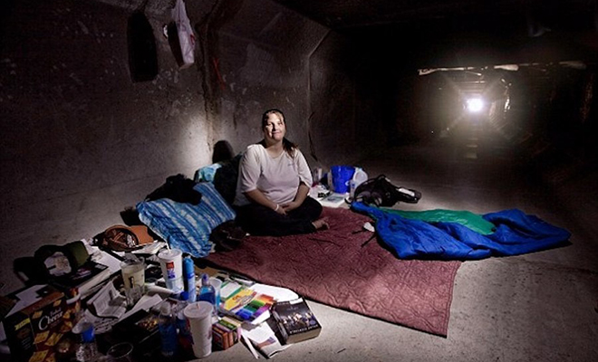 Бездомные создали свою собственную цивилизацию в системе туннелей под Лас-Вегасом. Видео