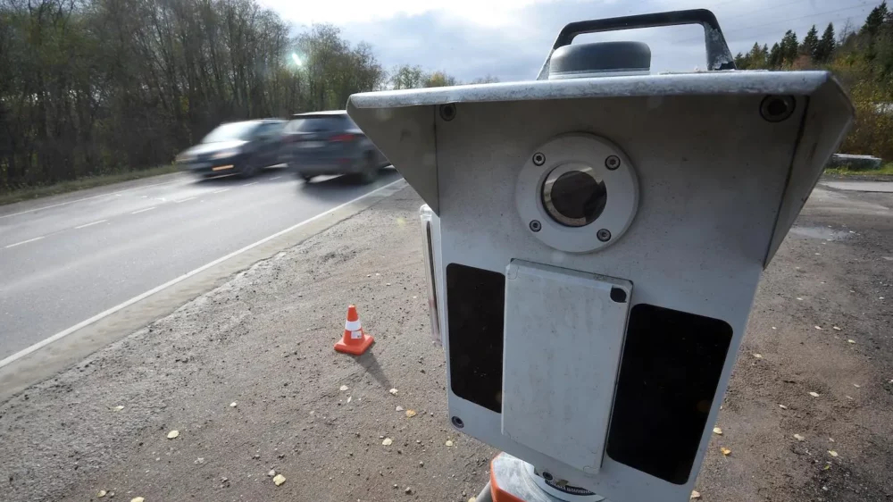 Автолюбителям грозит лишение прав на срок до 1,5 лет за сокрытие номера от камер