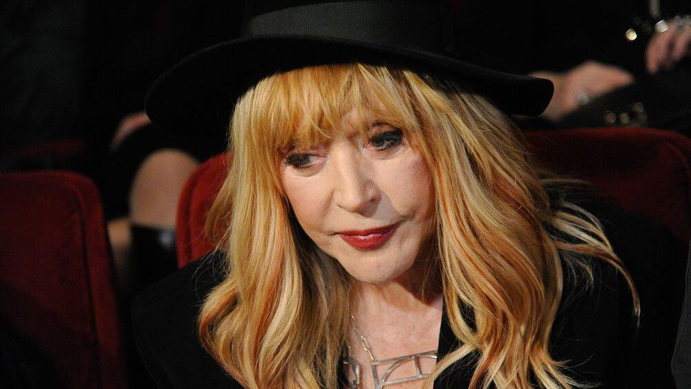 Пугачева и Хаматова появились на рекламных баннерах в московском транспорте