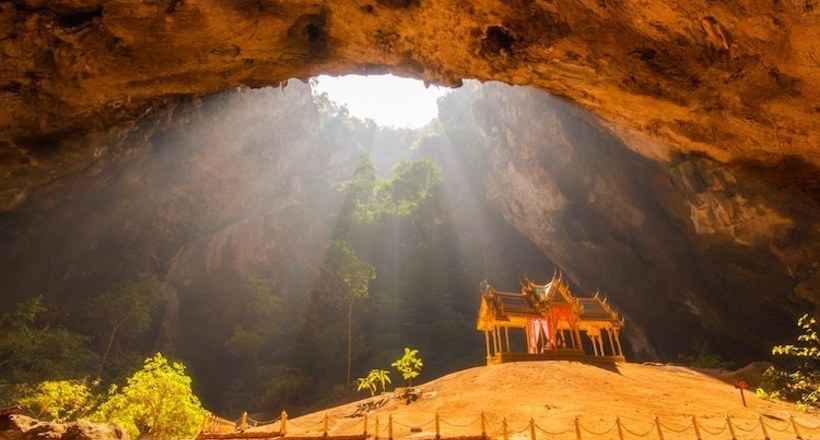 Потрясающая «золотая» пещера в Таиланде, достойная трона короля Путешествия,фото