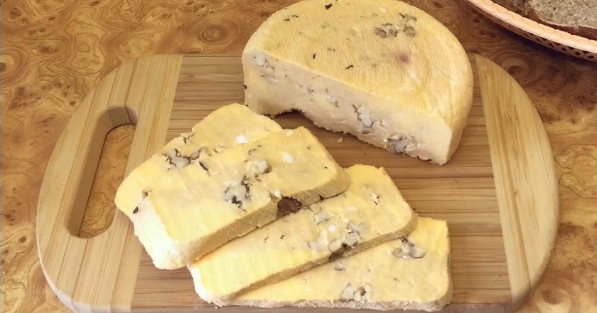 Сыр из орехов: первоклассный постный продукт, напоминающий Гауду