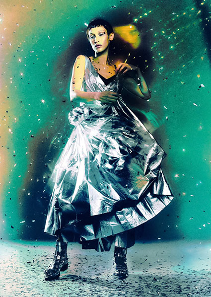 Белла Хадид снялась в футуристичной фотосессии для Vogue. Автором съемки стала Елизавета Породина Фотосессии