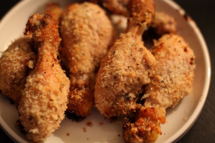 Куриные ножки в кефире и мучной панировке на сковороде Куриные ножки в кефире и мучной панировке на сковороде