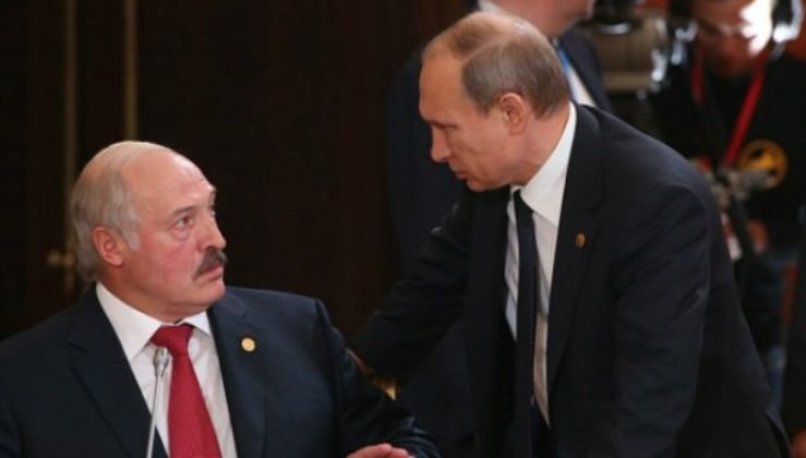 Москва не заставила себя долго ждать: Кремль поставил на место обнаглевшего Лукашенко новости,события,общество