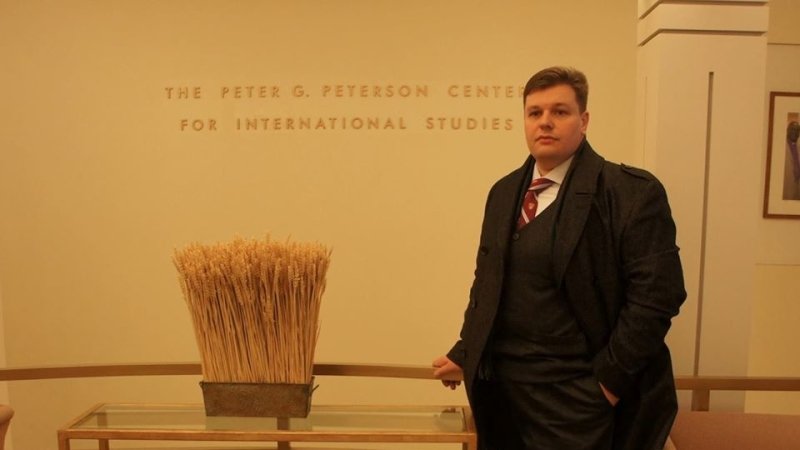 Судаков сергей политолог личная жизнь биография