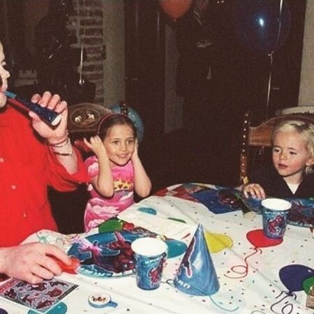 Старший сын Майкла Джексона дал редкое интервью об отце: "Люди любили его" Дети,Дети знаменитостей