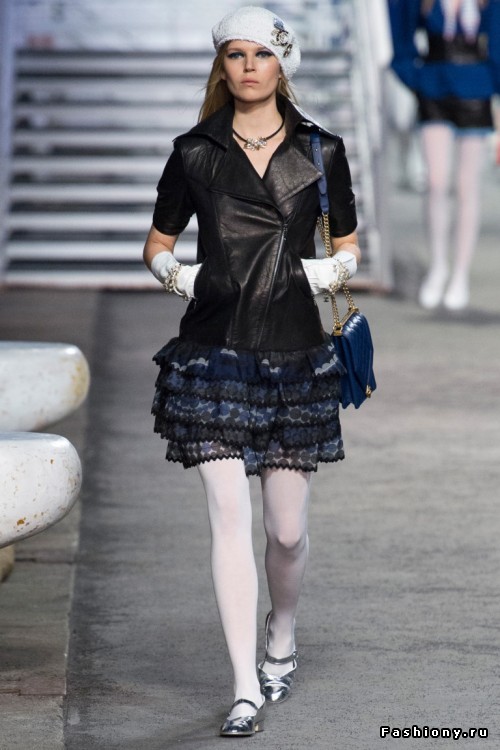 Chanel 2019 круизная коллекция Chanel 2019 круизная коллекция