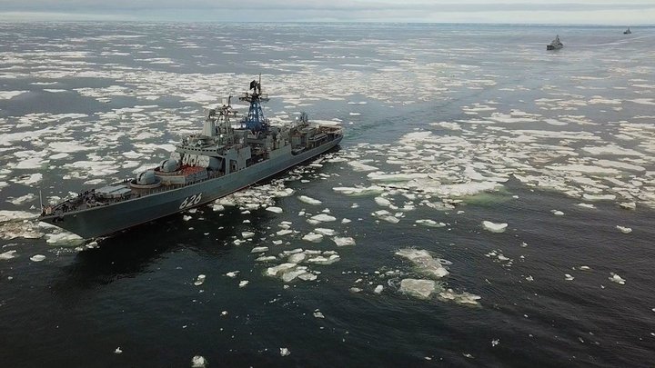 Хотели победить русских и вмёрзли в лёд: корабли НАТО превратились в эскимо – Sohu