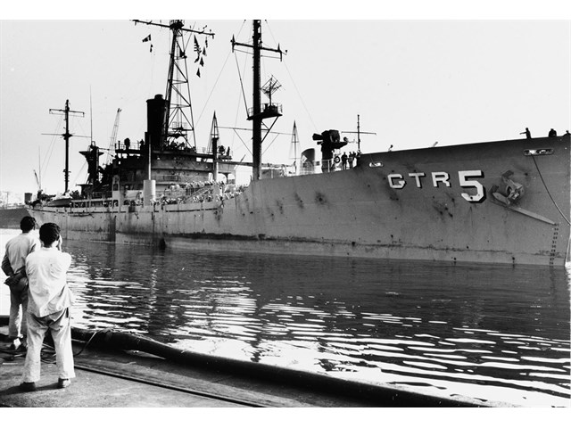 Огонь по своим. Инцидент с Liberty вмф,история