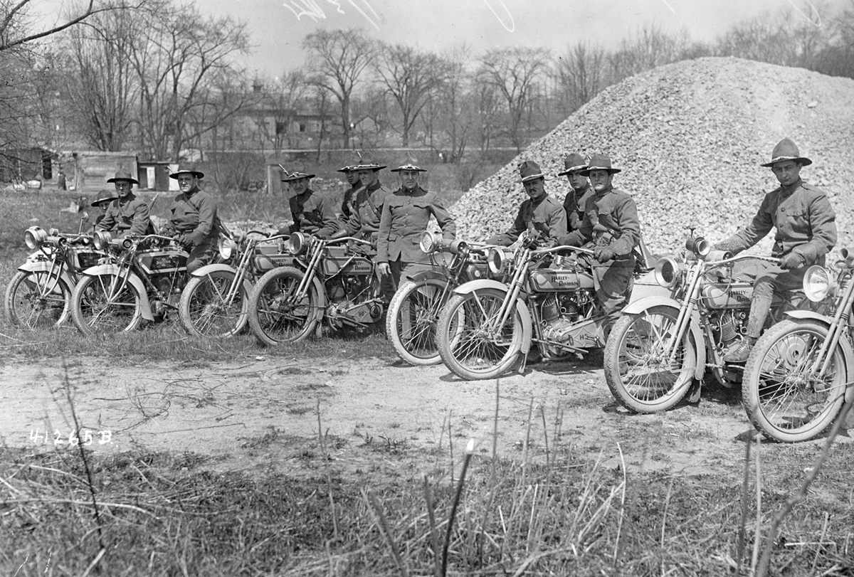 Р’РѕРµРЅРЅС‹Р№ РјРѕС‚РѕС†РёРєР» 1914 Harley Davidson