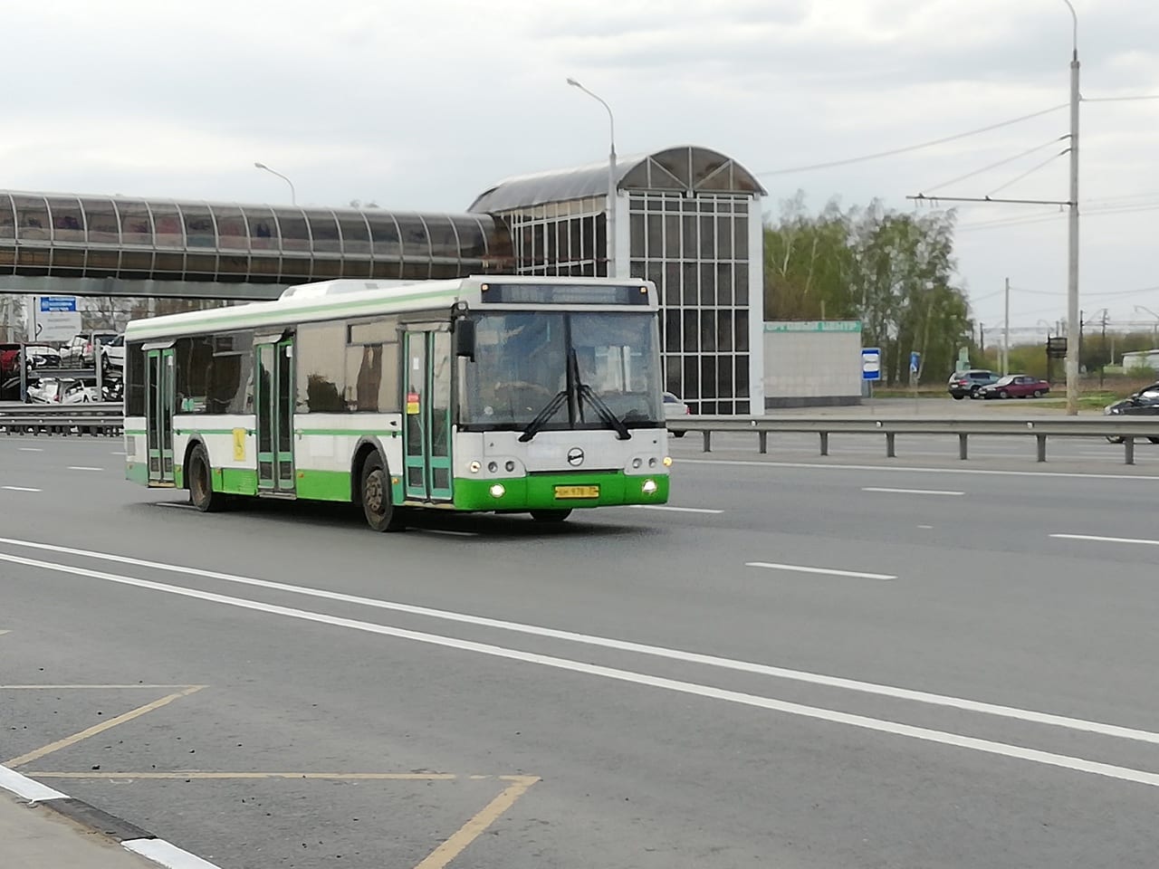 Общественный транспорт рязань бус. Автобус 85 Рязань. Автобус Москва. Общественный транспорт Рязани. Московские автобусы в Рязани.