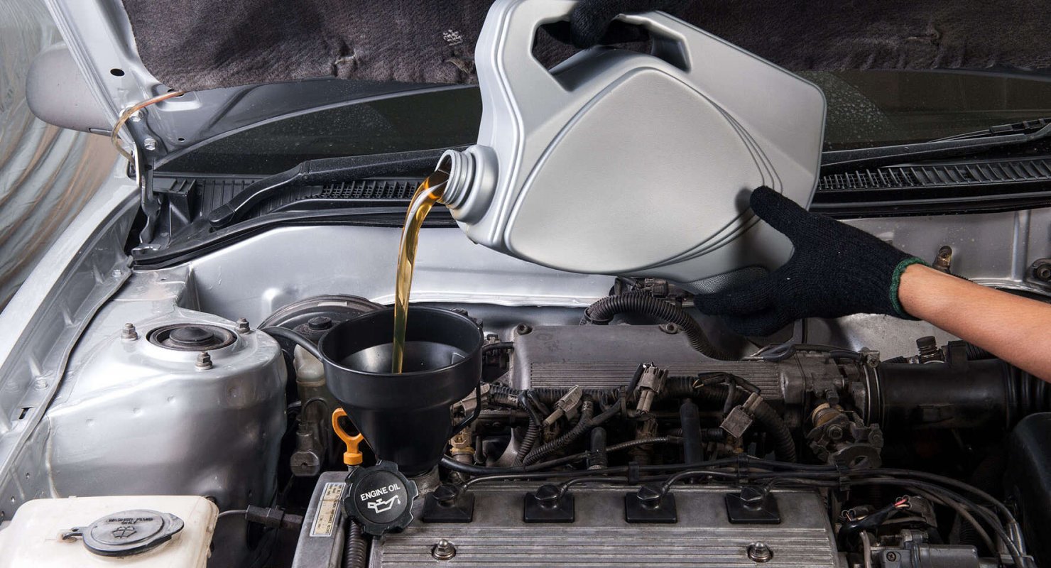 Можно ли использовать просроченное моторное масло без вреда для двигателя? Автомобили