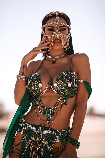 Из ОАЭ на Мальдивы: как семья Джигана и Оксаны Самойловой проводит январские каникулы Из ОАЭ на Мальдивы: как семья Джигана и Оксаны Самойловой проводит январские каникулы Звездные пары