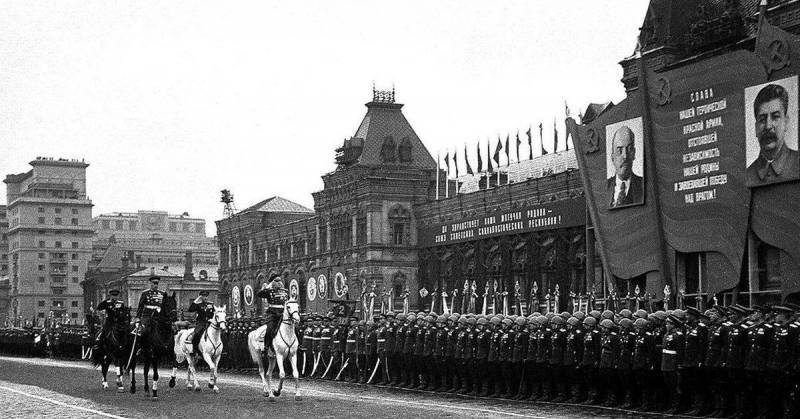 Парад Победы 24 июня 1945 года Парад Победы 24 июня 1945 года Победы, парада, Парад, который, Красной, также, знамен, военных, Параде, человек, площади, парадной, формы, участие, фронтов, примерно, парад, полков, сводный, оркестр