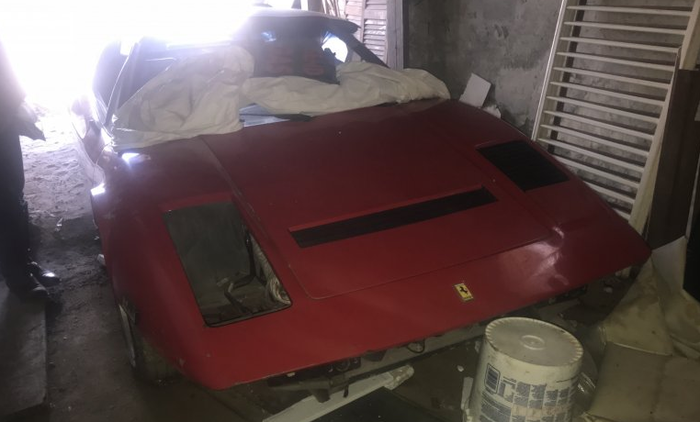 Купил дом вслепую, а в гараже оказался Ferrari 308! автомобили