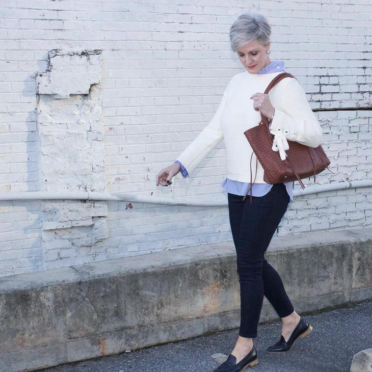 Базовый гардероб для женщин за 50 : 27 потрясающих вариантов для весны 