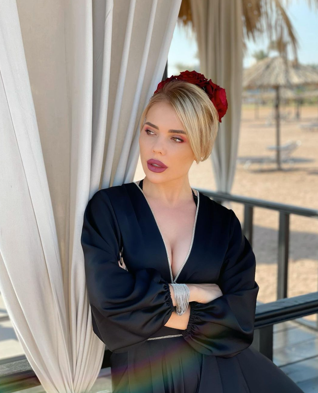 Карина Кросс