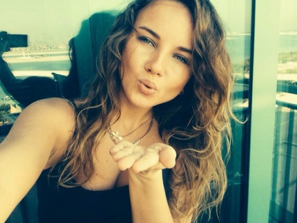 Красивые девушки из социальных сетей 