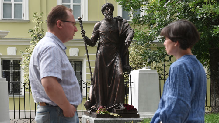 Война с памятниками – это война с живыми войны, памятник, носит, истории, русских, русским, России, характер, великому, которого, Грозного, Ивана, более, самим, место, второго, которые, смеяться, памятниками, фигуры