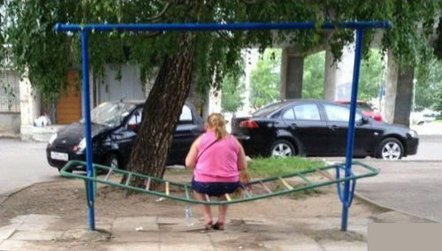 Идеальная жена - как таракан. Её видишь или ночью, или на кухне анекдоты,веселые картинки,приколы,юмор