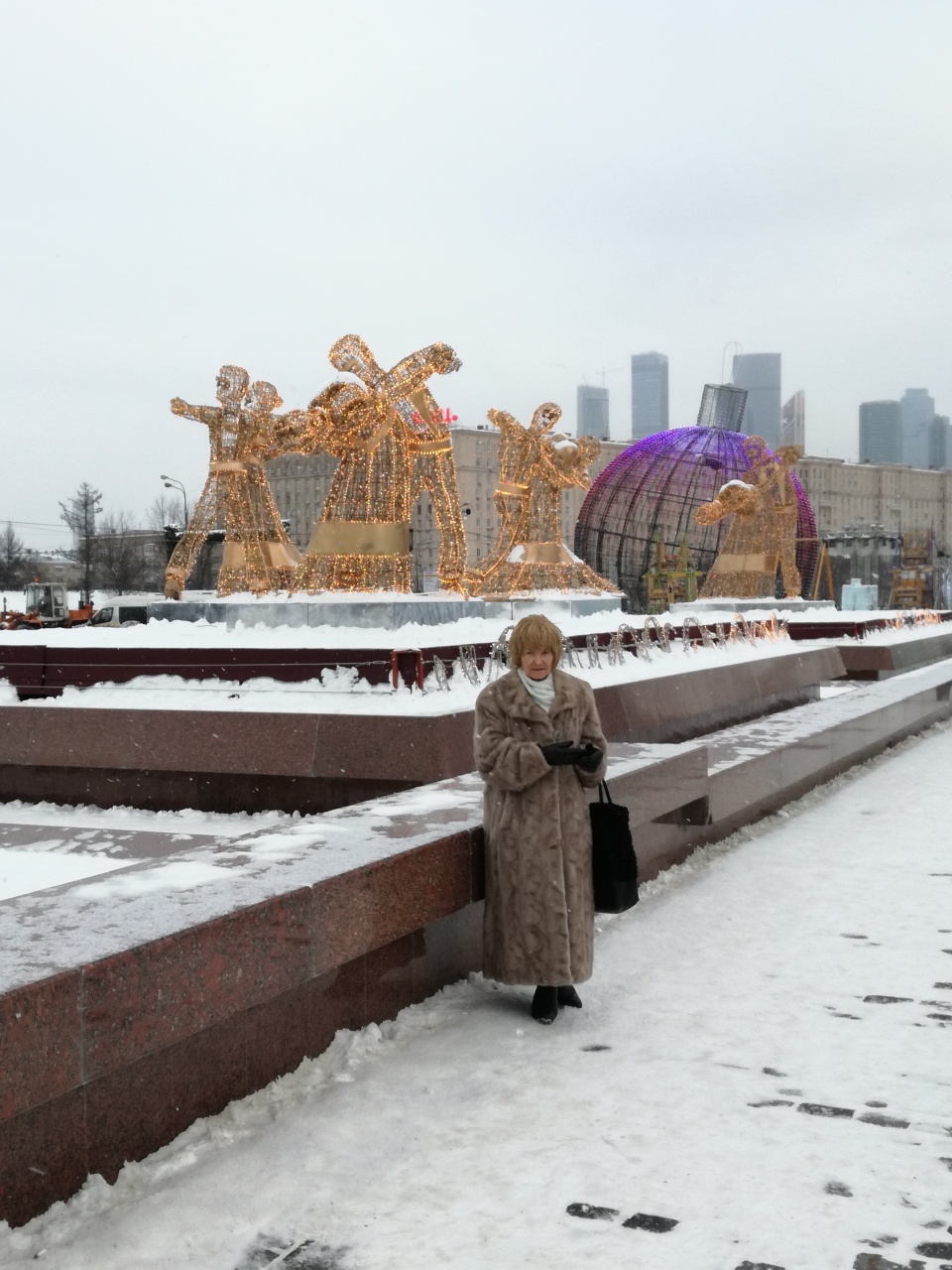 Ледовые скульптуры на Поклонной горе