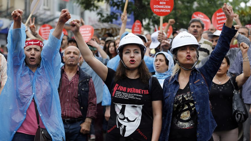 Нападения на алевитские организации подпитывают напряжённость в Турции Нападения на алевитские организации подпитывают напряжённость в Турции геополитика