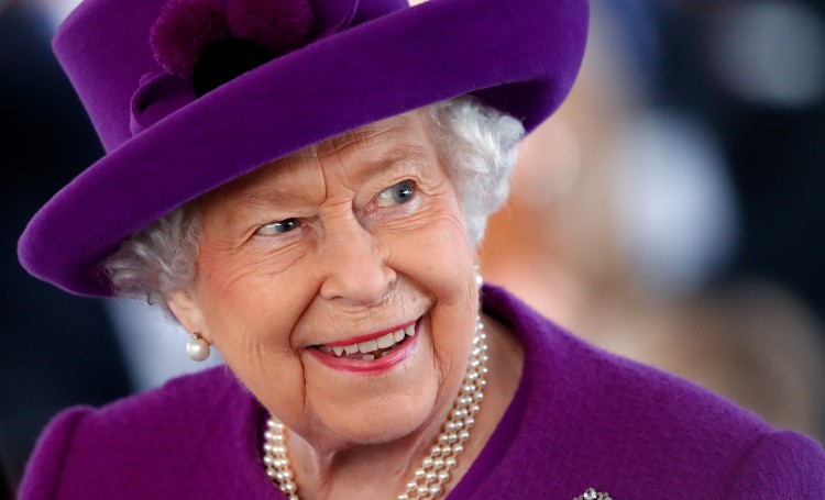 Королева Елизавета II вспомнила, как спасла человека от утопления, когда ей было 14 лет
