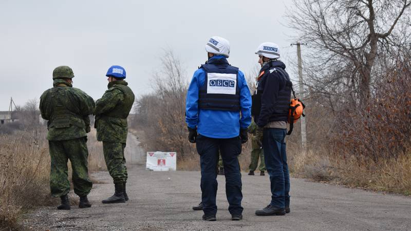 Провокации, постановки и шпионаж: как в Донбассе вспоминают сбежавшую миссию ОБСЕ