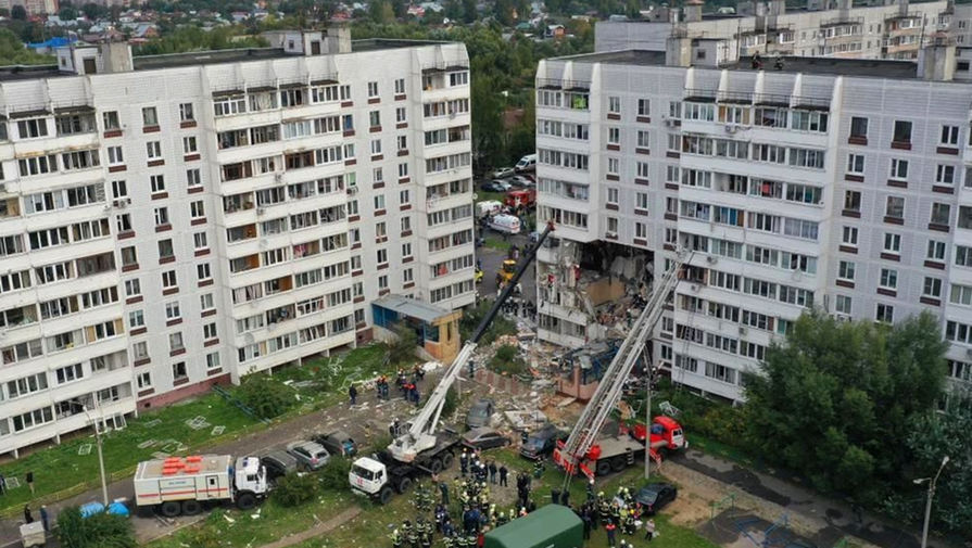 В Ногинске расселили жильцов дома по соседству с взорвавшейся многоэтажкой