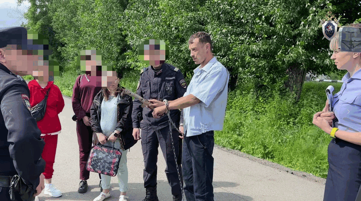Житель Прокопьевска пытался убить водителя автомобиля из-за ревности к жене