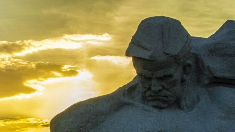 Сергей Глазьев: Наше нынешнее состояние напоминает осень 1941-го года