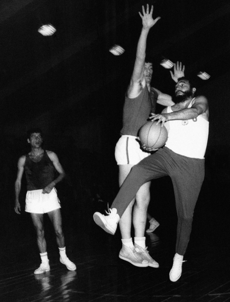 Фидель Кастро играет в баскетбол, 5 июня 1972 года, Болгария история, люди, фотографии