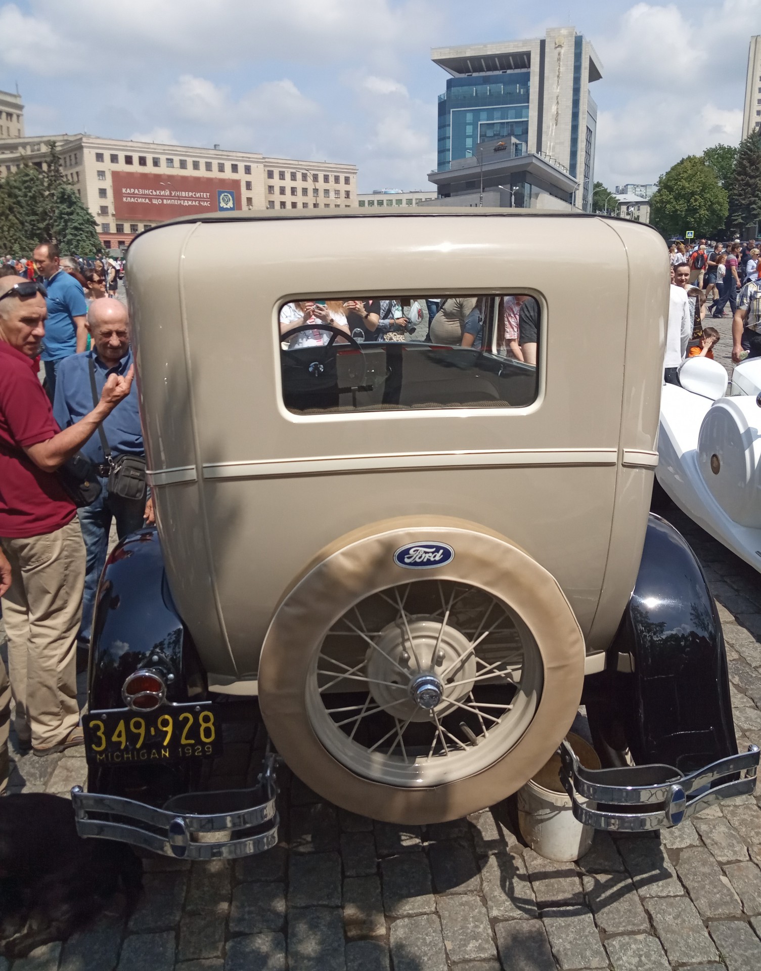 Ford-A 1929 года автомобили